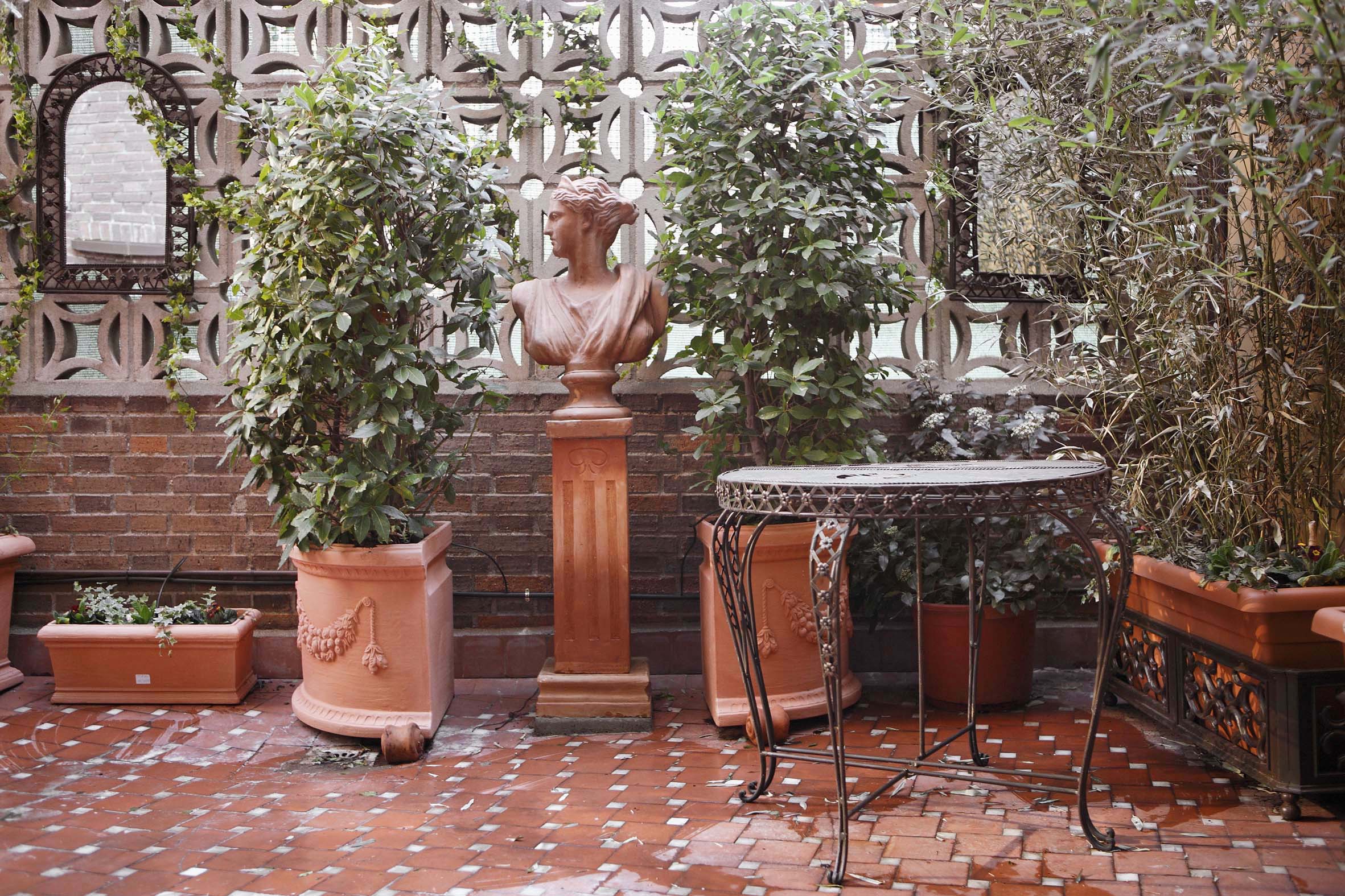 Casa Rafael Calvo 14