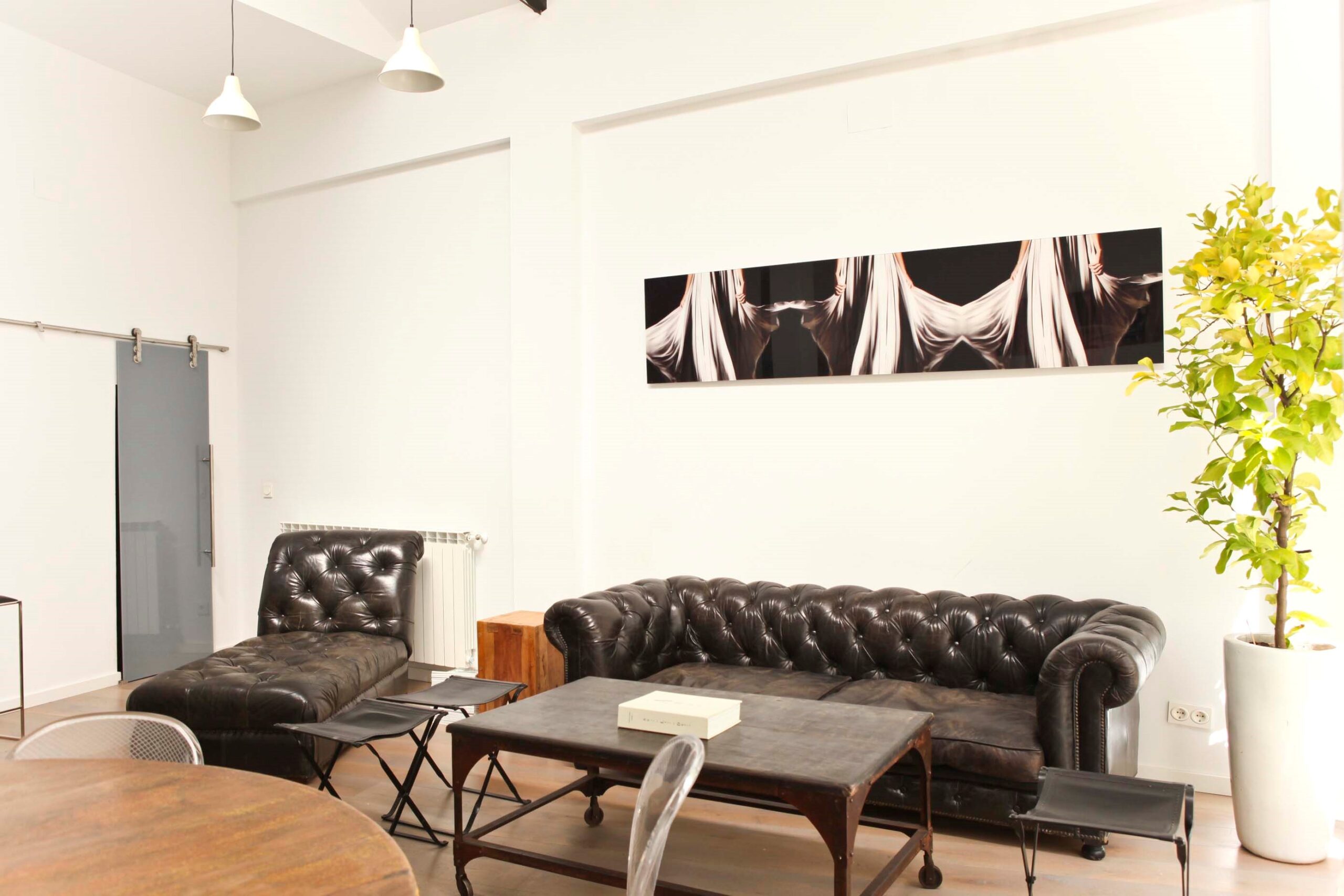 Vista Salon III